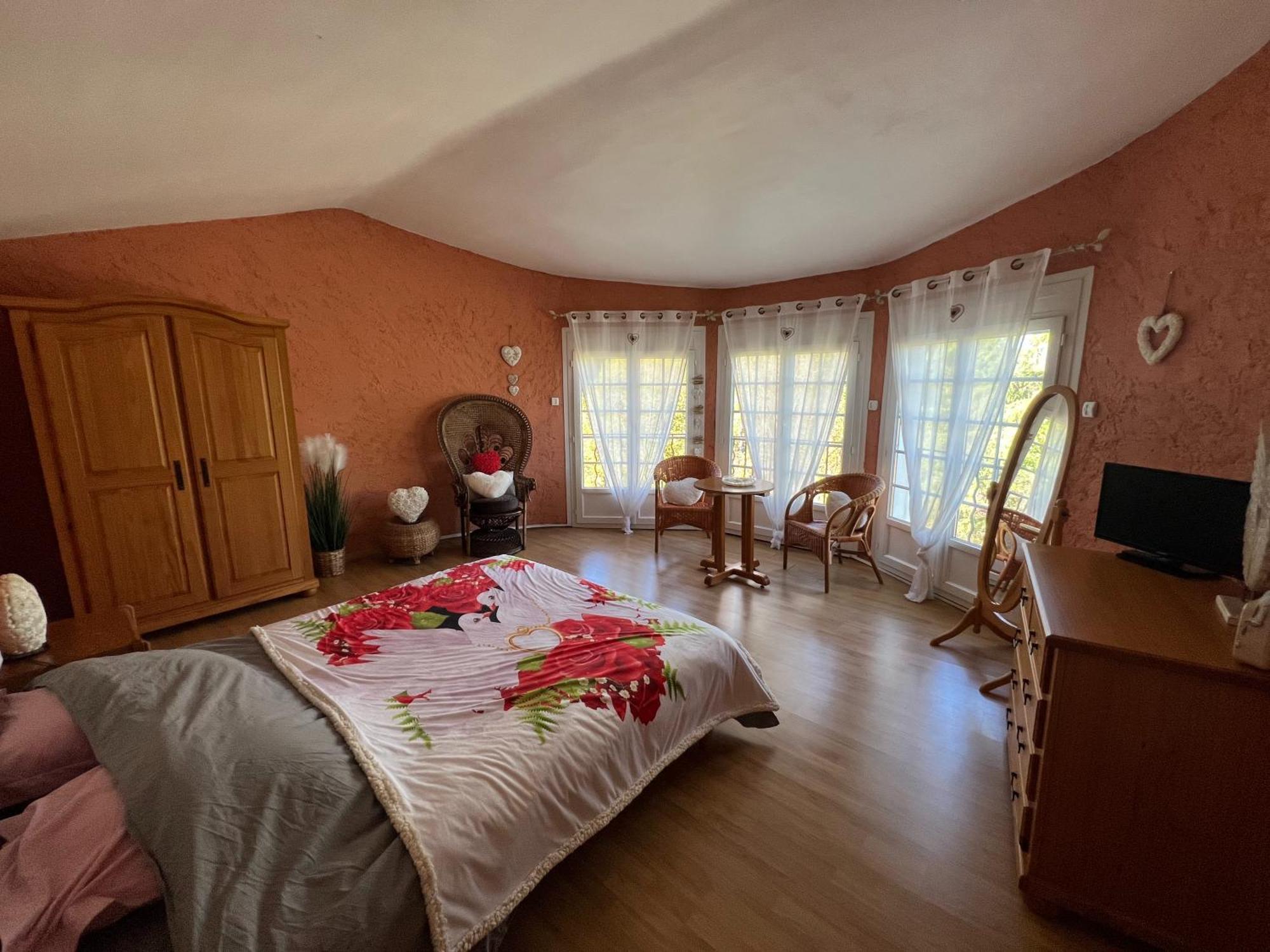Bed and Breakfast Bastide Du Bonheur Saint Donat Греу-ле-Бэн Экстерьер фото